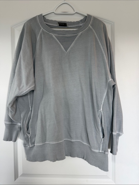 Zenana Outfitters Tops - Zenana Outfitters Oversized Crewneck Sweatshirt - Light Grey